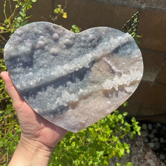 Amethyst Zeolite Flower Amethyst Crystal Heart - Picture 3 of 7